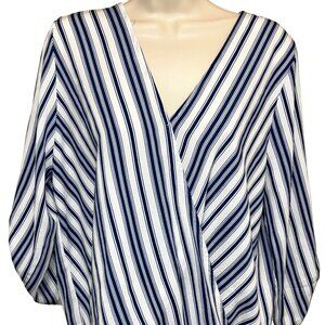 EUC Beacon Women's Blouse Size: Large